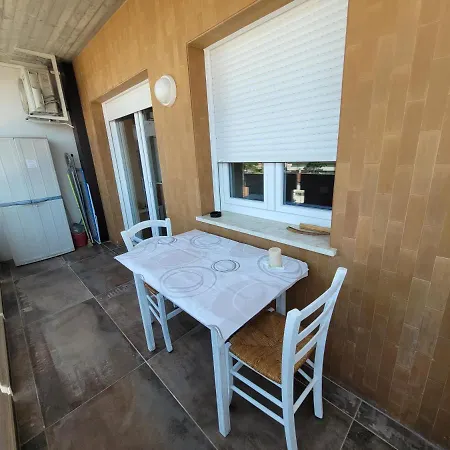 Appartement B *